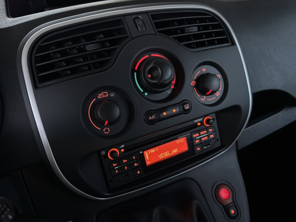 RENAULT KANGOO / 1.5 / DCI